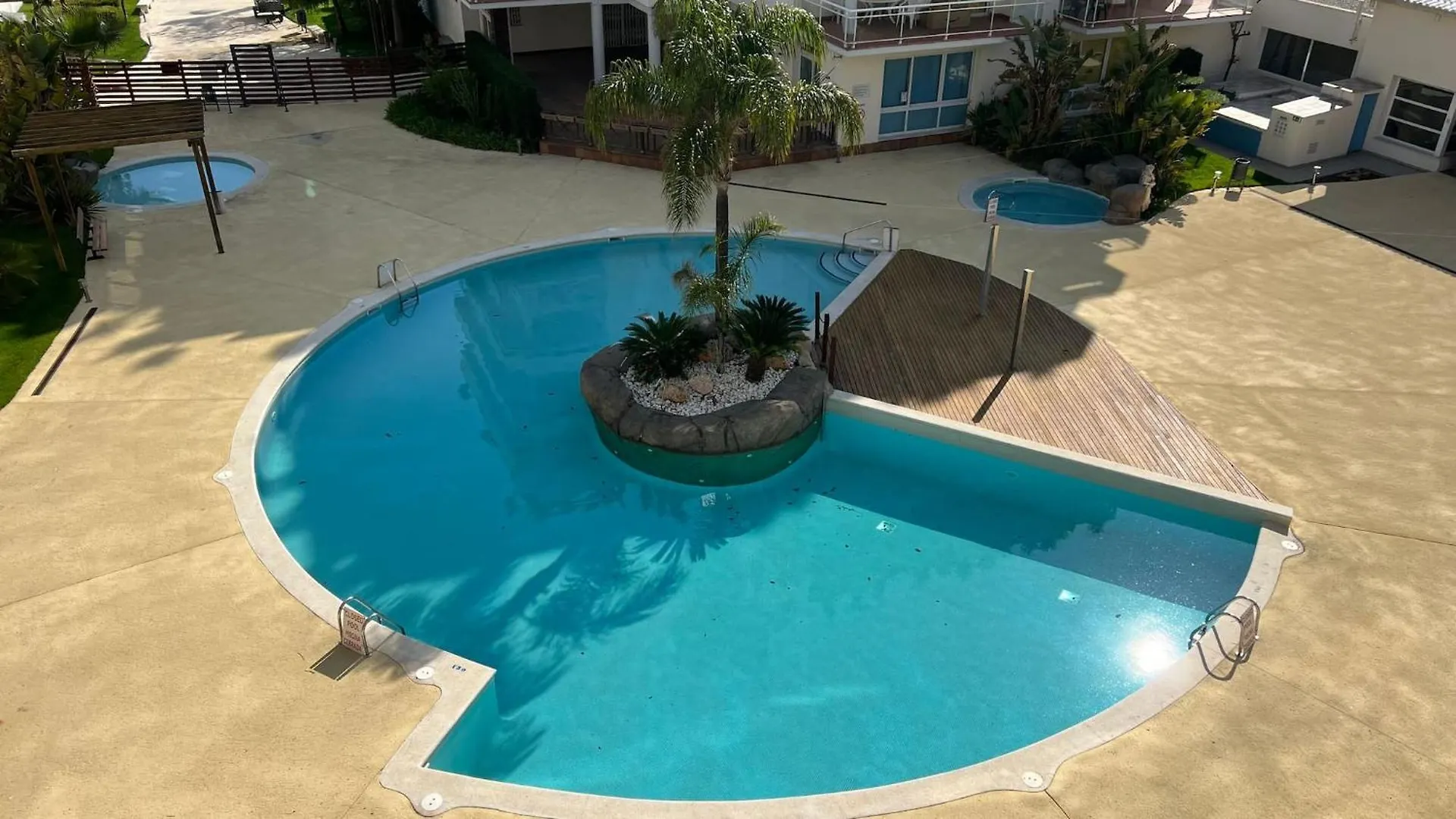 Bonito Piso En Roses Con Piscina Y Parking Appartement 0*,  Spanje