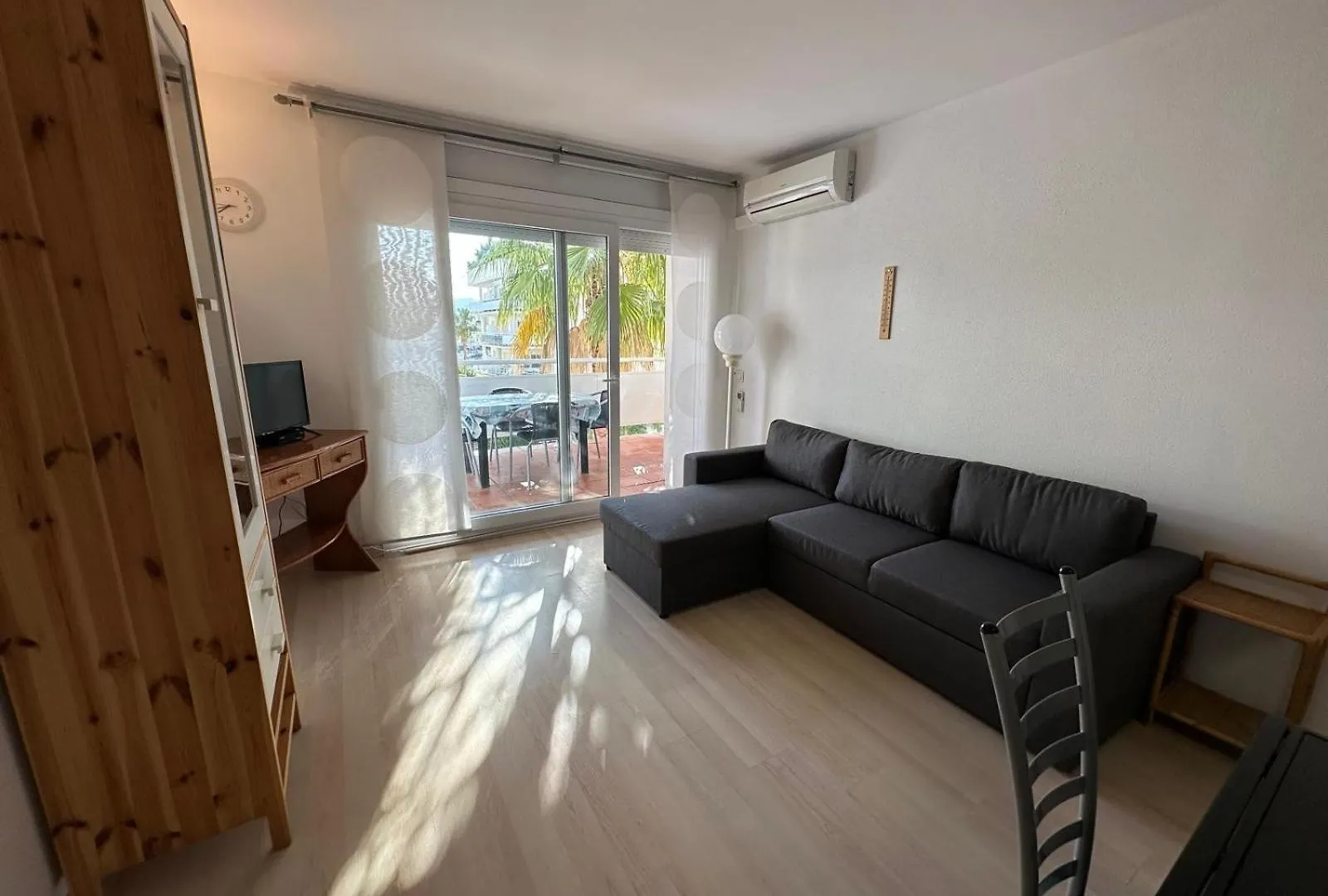 Bonito Piso En Roses Con Piscina Y Parking Av-66 Apartamento
